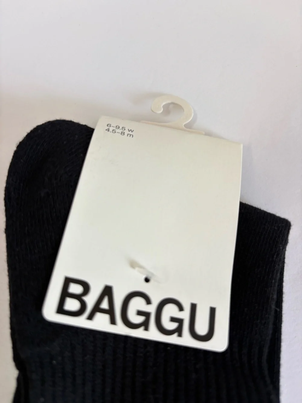 NWT BAGGU Ribbed Socks